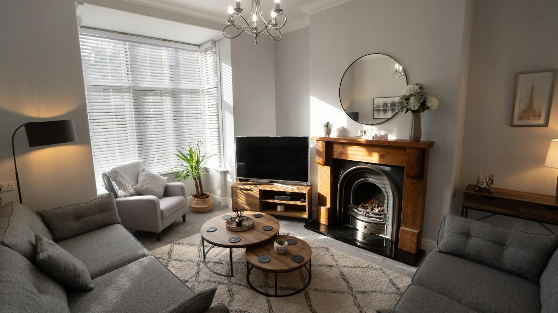 일클리 4 Bed End Terrace - Sleeps 7 빌라